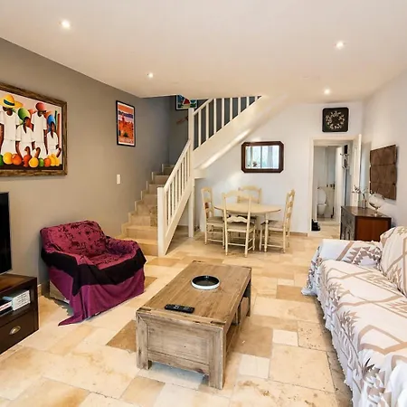 Esterel Apartment *